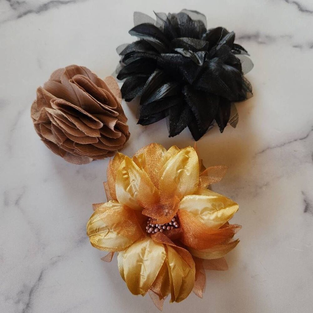 Hat flowers clip on bubdle if 3 artificial floral headpieces hair accessories